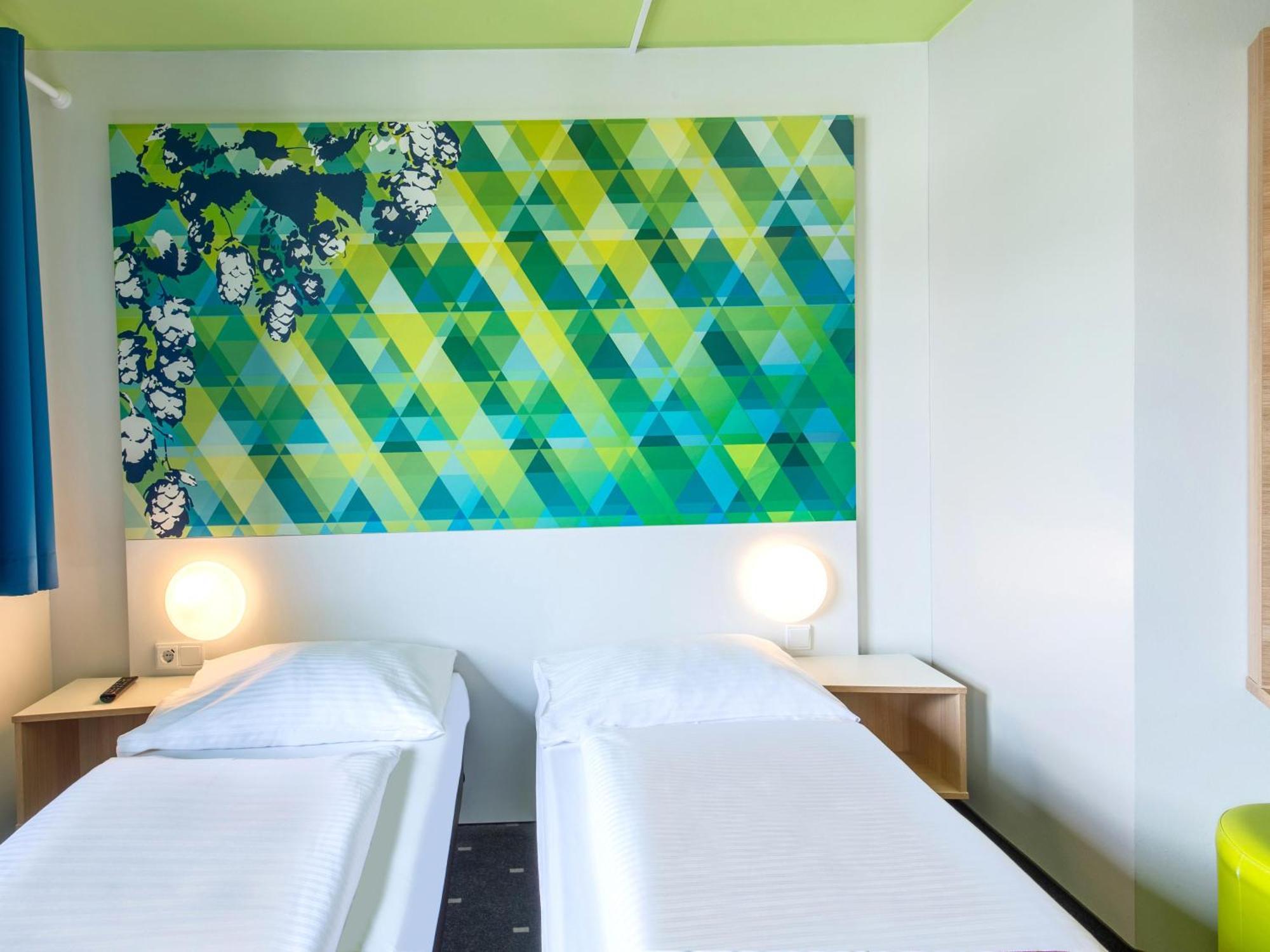 B&B Hotel Erlangen-Sued מראה חיצוני תמונה
